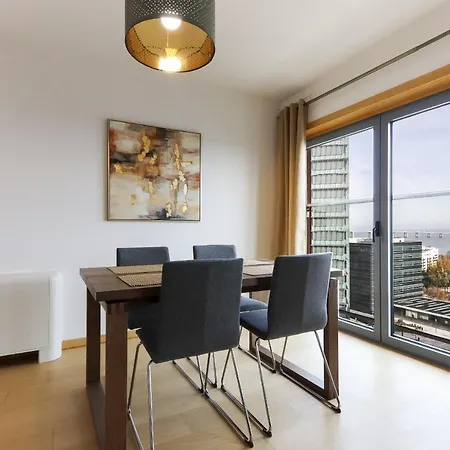 Expo Panoramic Views By Homing Apartment *